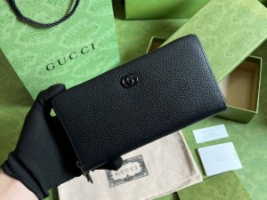 456117-6 Replica Gucci GG Marmont zip around wallet small leather goods for women